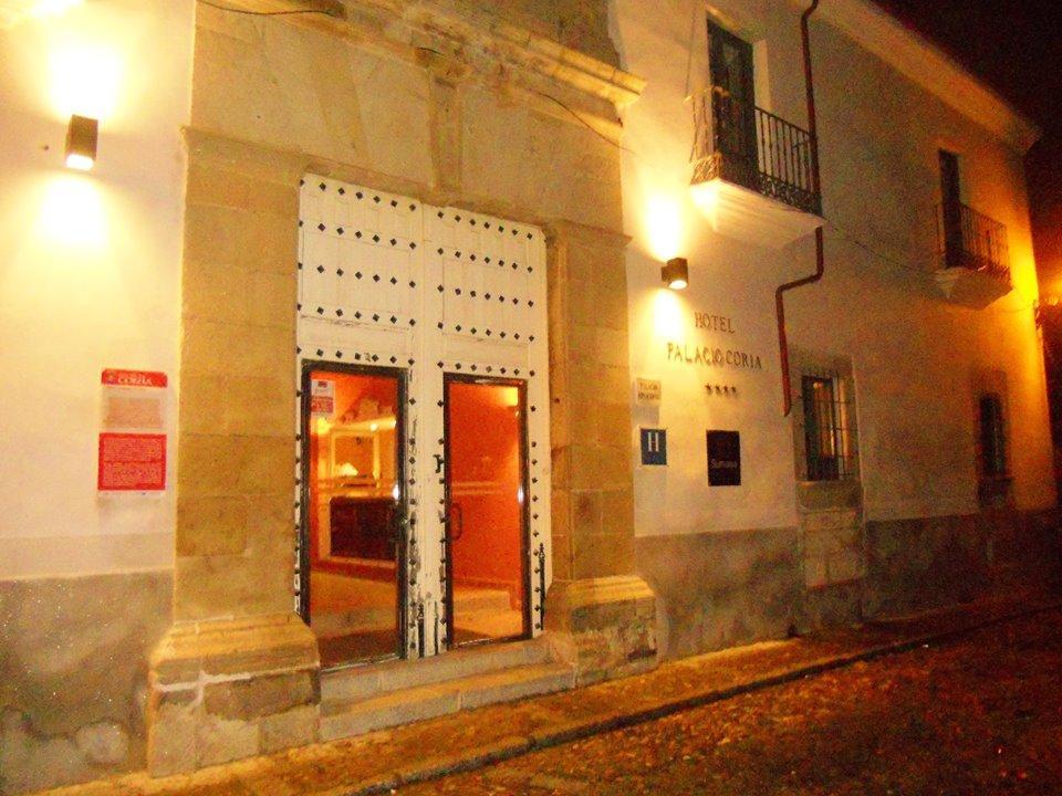 Sumaiya El Palacio Coria Eksteriør billede