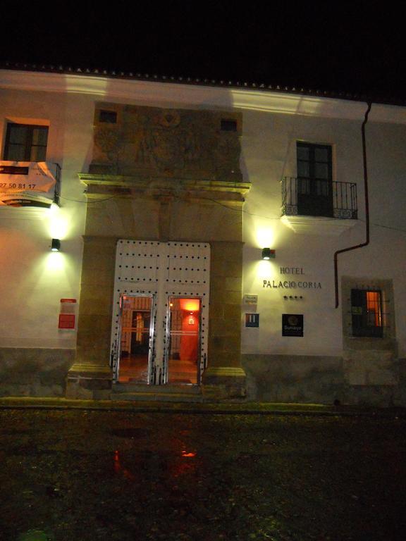 Sumaiya El Palacio Coria Eksteriør billede